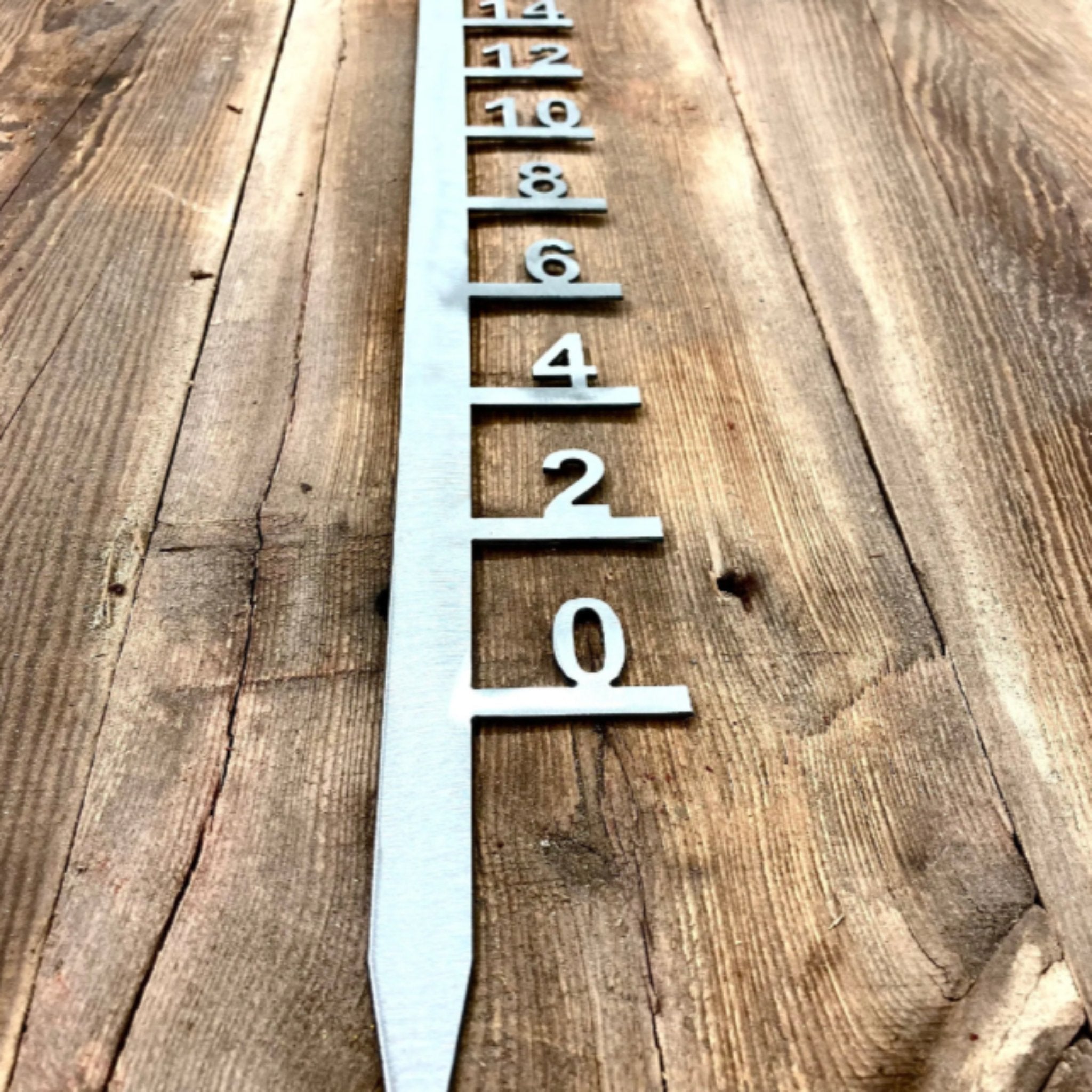 Simple Steel Snow Gauge - Multiple Sizes